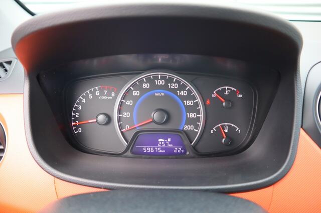 Hyundai I 10 1.0i i-Motion C. | cruise | ac | dealer oh. | start/stop | digi