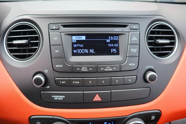 Hyundai I 10 1.0i i-Motion C. | cruise | ac | dealer oh. | start/stop | digi