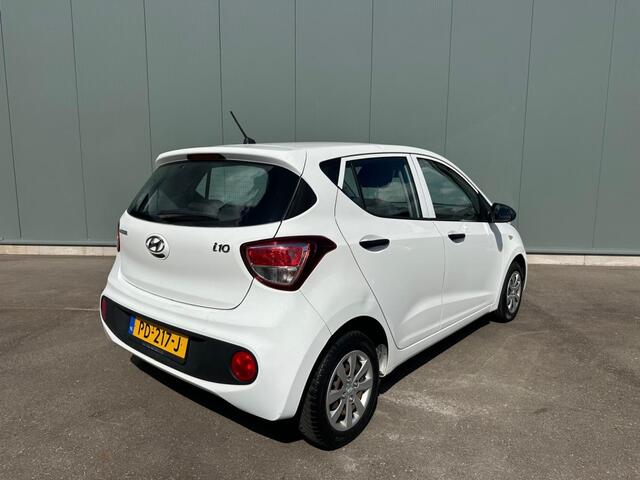 Hyundai I 10 1.0i i-Motion AIRCO | NAP !