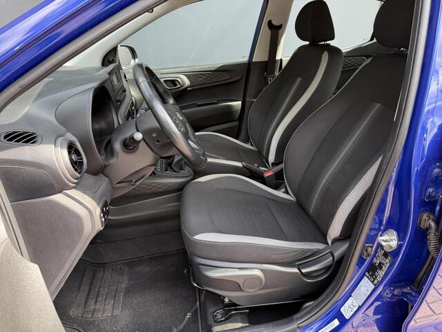 Hyundai I 10 1.0 Comfort Smart / Cruise / Stuur Verwarming / Parkeersensoren Achter / Airco / Stoel Verwarming / Bluetooth / DAB /