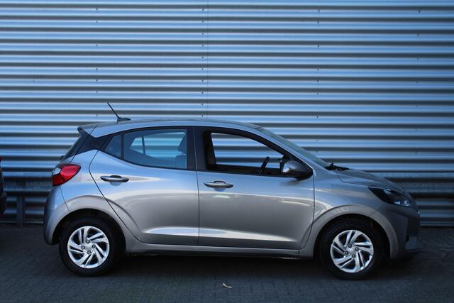 Hyundai I 10 1.0 67pk Comfort Smart AUTOMAAT 5-zits NL-Auto NAP Airco Cruise Navi Camera Carplay