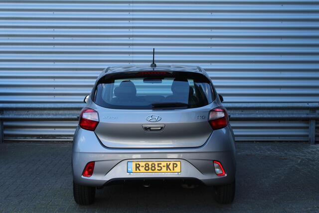 Hyundai I 10 1.0 67pk Comfort Smart AUTOMAAT 5-zits NL-Auto NAP Airco Cruise Navi Camera Carplay