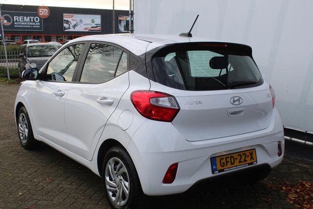 Hyundai I 10 1.0 Comfort Smart Parkeer camera l Navigatie l Cruise control l Apple carplay/ Android auto l Bluetooth