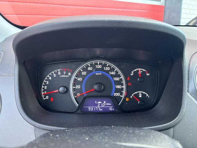 Hyundai I 10 1.0i i-Motion AIRCO / ELEK RAMEN / NL-AUTO