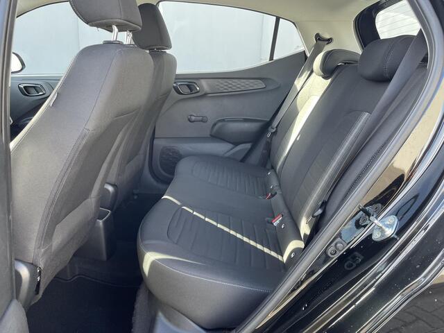 Hyundai I 10 1.0 Comfort Smart / Navigatie d.m.v Apple Carplay/Android auto / Achteruitrijcamera / Stoel-/Stuurverwarming / Cruise Control / Airco