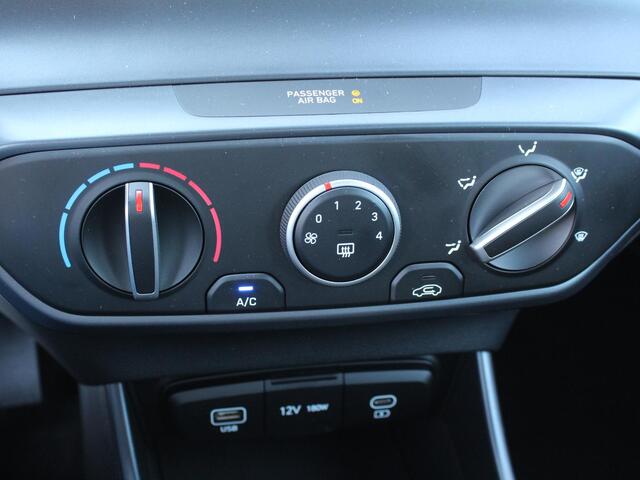 Hyundai I 20 1.0 T-GDI Comfort Smart AUTOMAAT / Navigatie + Apple Carplay/Android Auto / Cruise Control / Airco / Achteruitrijcamera / Bluetooth /