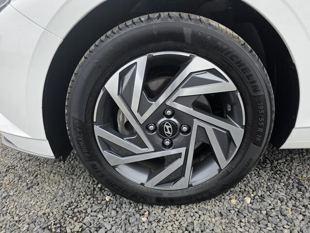 Hyundai I 20 1.0 T-GDI Comfort Smart | Automaat | Achteruitrijcamera | Applecarplay & Android Auto | Parkeersensoren | Dode Hoeksensoren | Navigatie | Cruise Control |