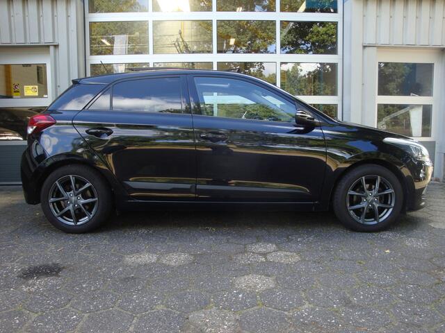 Hyundai I 20 1.0 T-GDI Premium / Panoramadak