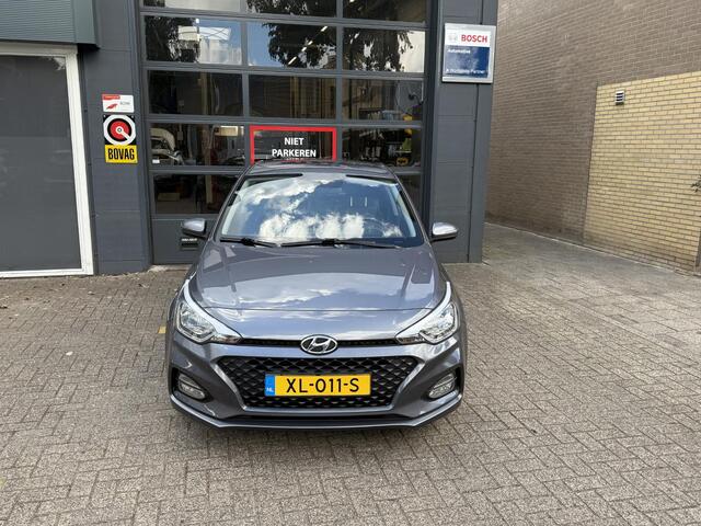 Hyundai I 20 1.0 T-GDI Comfort / Airco/ Navigatie/ Cruise/ Apple carplay/ PDC/ Camera