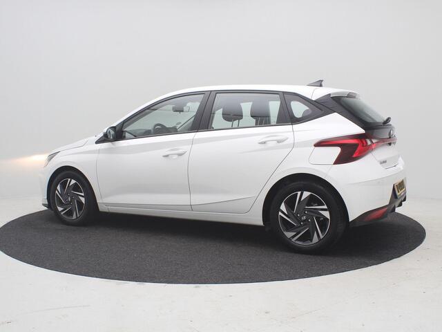 Hyundai I 20 1.0 T-GDI Comfort / Cruise Control / Achteruitrijcamera / Airconditioning / Apple Carplay / Android Auto / LMV / Parkeersensoren achter /