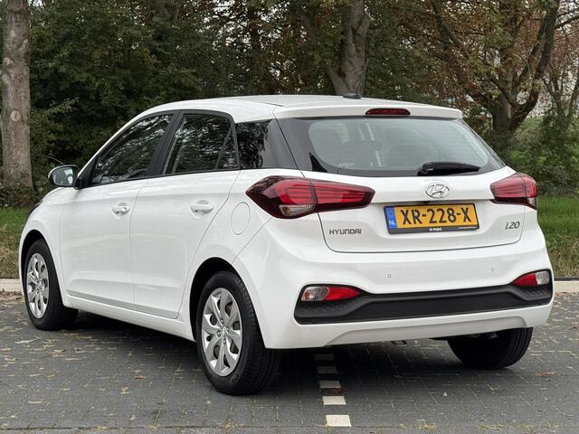 Hyundai I 20 1.0 T-GDI Comfort | Geïntegreerde navigatie | Android Auto Apple Carplay | Camera & Pdc | Climate control |