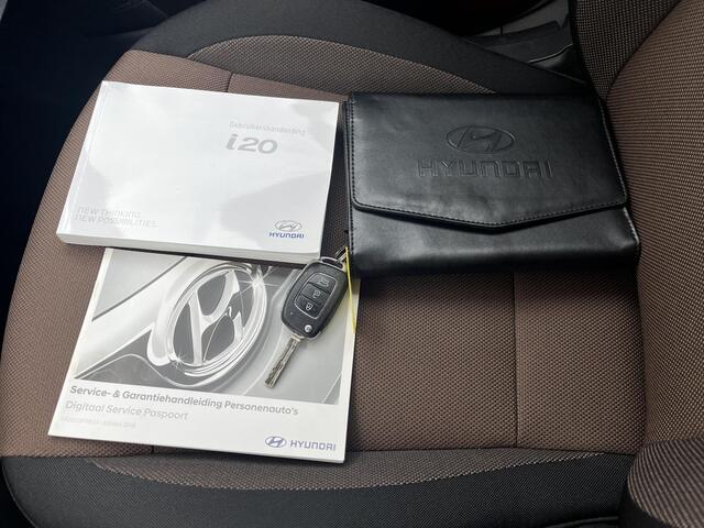 Hyundai I 20 1.0 T-GDI Comfort / airco (automatisch)/ cruise control/ navigatiesysteem full map/ achteruitrijcamera/