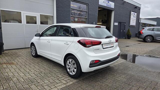 Hyundai I 20 1.2 Select | AIRCO