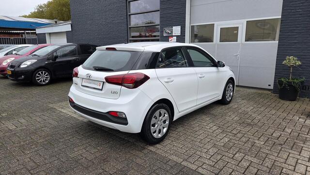 Hyundai I 20 1.2 Select | AIRCO