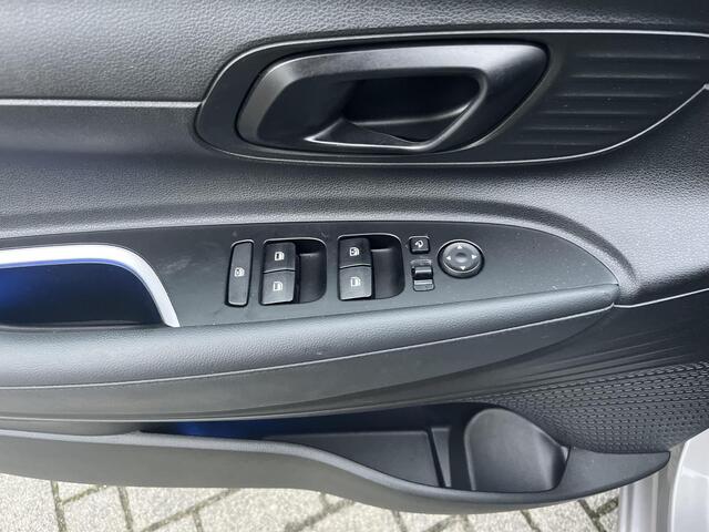 Hyundai I 20 1.0 T-GDI Comfort Smart | Rijklaarprijs dus GEEN afleverkosten! | Navigatie | Airco | Cruise Control |