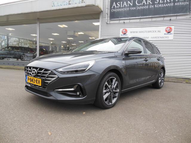 Hyundai I 30 Wagon 1.5 T-GDi MHEV Premium Staat in Hoogeveen