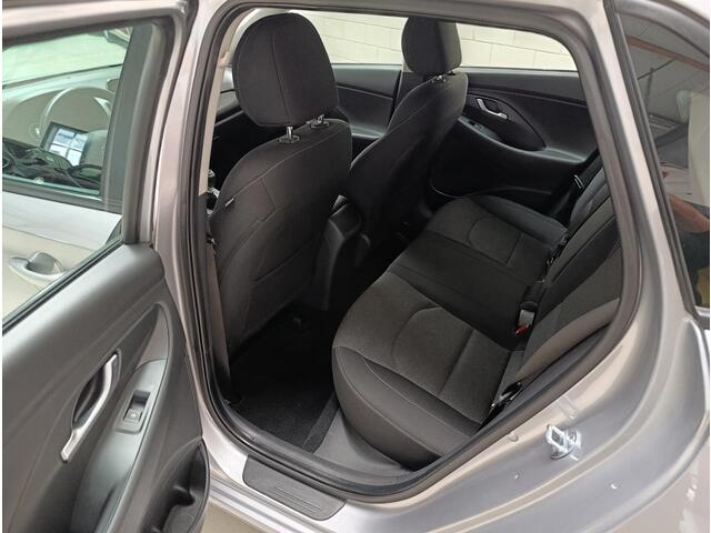 Hyundai I 30 1.0 T-GDi MHEV Comfort Smart 2e paasdag geopend !!!