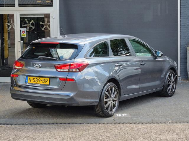 Hyundai I 30 1.4 i-Drive NAVI / AIRCO / CRUISE / BLUETOOTH