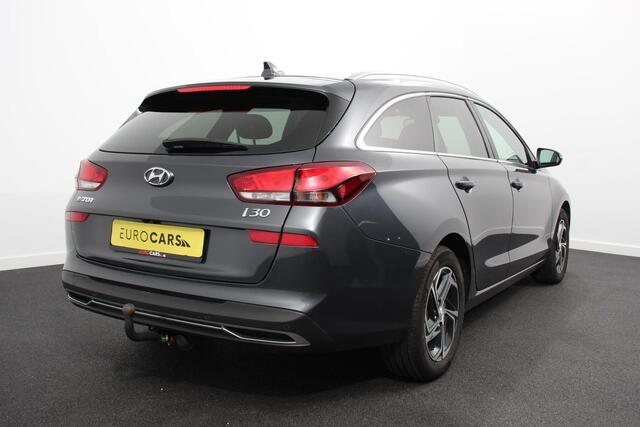 Hyundai I 30 Wagon 1.0 T-GDi 120 Pk Essential Navigatie Apple Carplay/Android Auto Climate Control Camera Afneembare Trekhaak Lane Assist Privacy Glass Keyless Go