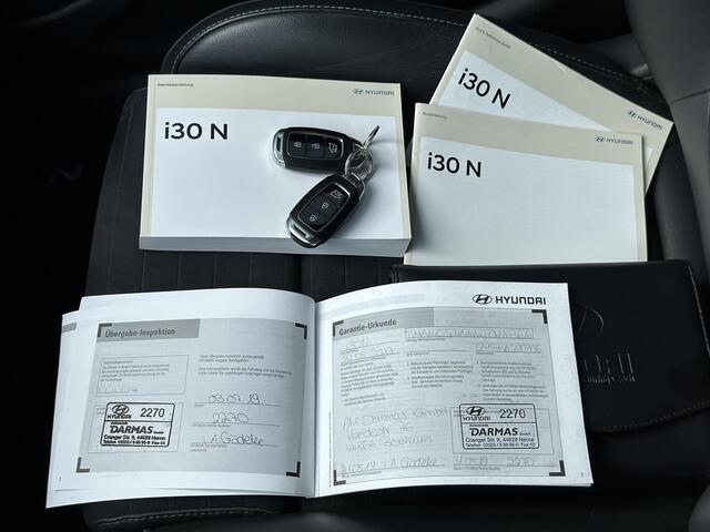 Hyundai I 30 2.0 T-GDI N2 / Navigatie / Cruise control / Camera / Apple carplay - Android auto / Parkeersensoren / Dealeronderhouden