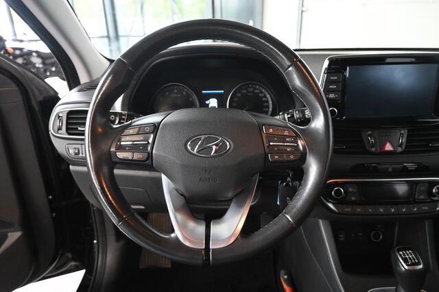 Hyundai I 30 Wagon 1.4 T-GDI Comfort Clima Navigatie Camera Trekhaak Rijklaarprijs Inruil Mogelijk!