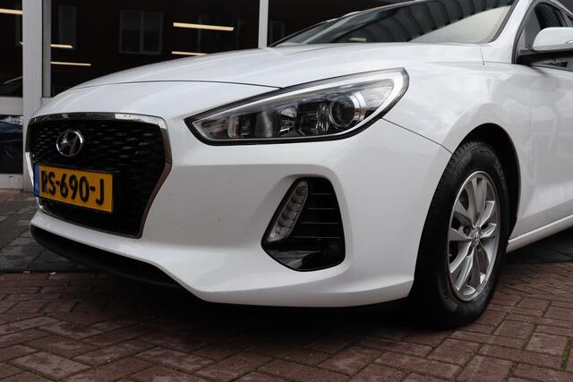 Hyundai I 30 Wagon 1.4 T-GDI Comfort Navigatie, afneembare trekhaak.