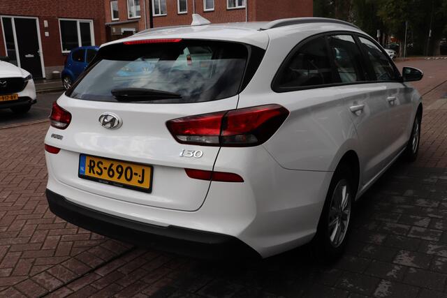 Hyundai I 30 Wagon 1.4 T-GDI Comfort Navigatie, afneembare trekhaak.