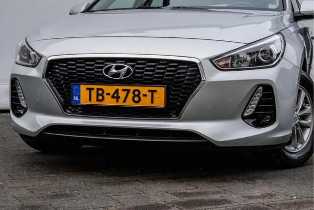 Hyundai I 30 Wagon 1.0 T-GDI 120pk Comfort Trekhaak/ Navigatie apps/ Carplay/ Camera/ Climate control/ Cruise control
