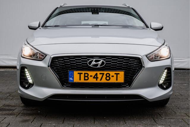 Hyundai I 30 Wagon 1.0 T-GDI 120pk Comfort Trekhaak/ Navigatie apps/ Carplay/ Camera/ Climate control/ Cruise control