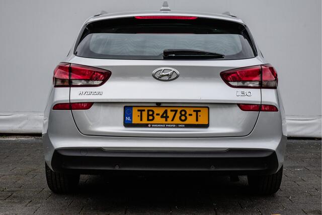 Hyundai I 30 Wagon 1.0 T-GDI 120pk Comfort Trekhaak/ Navigatie apps/ Carplay/ Camera/ Climate control/ Cruise control