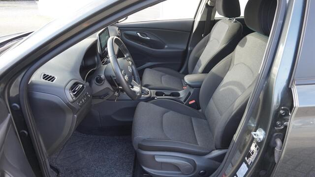 Hyundai I 30 Wagon 1.0 T-GDi MHEV Automaat Comfort Smart PDC V+A | Stoel + Stuurverwarming | All-Season banden