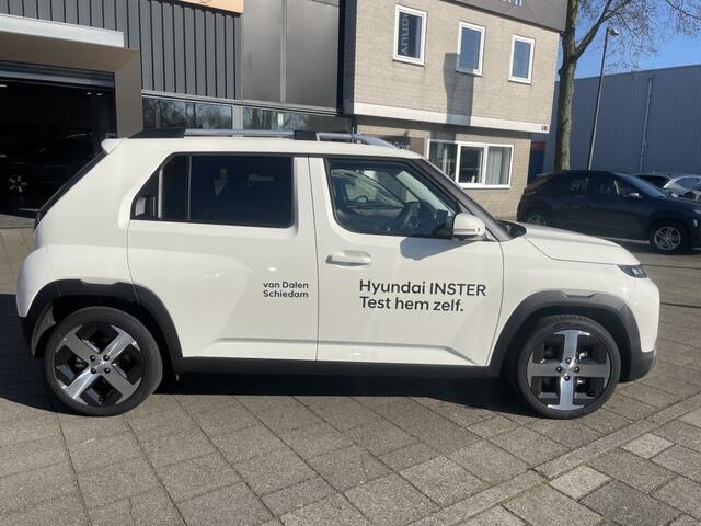Hyundai INSTER Evolve Sky Pl 49 kWh