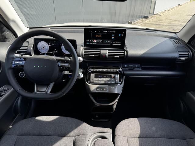Hyundai INSTER Evolve 49 kWh