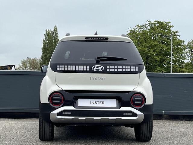 Hyundai INSTER Evolve 49 kWh |¤3555 KORTING|VOORRAAD|360 CAMERA|STOEL/-STUURVERWARMING|DODEHOEKDETECTIE|