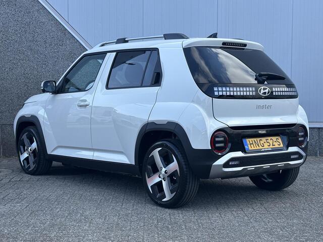 Hyundai INSTER Evolve Sky Plus 49 kWh / Apple Carplay / Android Auto / 360 camera / parkeersensoren voor & acchter