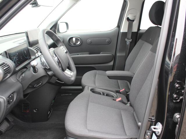 Hyundai INSTER Evolve 49 kWh / Winter & Tech Pack / 370 KM WLTP / 360 Camera / Warmtepomp / Stoel- & Stuurverwarming / Dynamische Navigatie / LED /