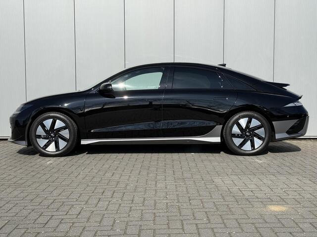 Hyundai IONIQ 6 Connect 77.4 kWh / 614 KM WLTP / Stoelverwarming Voor & Achter / Climate Control / Adaptive Cruise Control / Elek. Achterklep / Elek. Bestuurdersstoel / Beschikbaar per 01-06 /