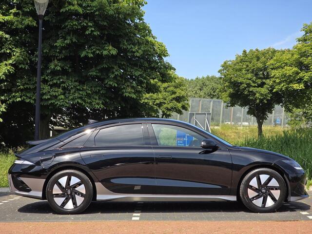 Hyundai IONIQ 6 Connect 77.4 kWh | 1.636 KORTING | WARMTEPOMP | HEAD UP DISPLAY | VOORVERWARMEN | V2L |
