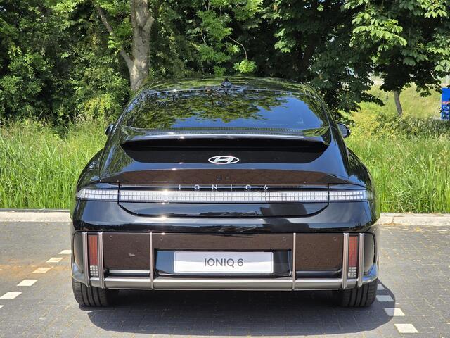 Hyundai IONIQ 6 Connect 77.4 kWh | 1.636 KORTING | WARMTEPOMP | HEAD UP DISPLAY | VOORVERWARMEN | V2L |