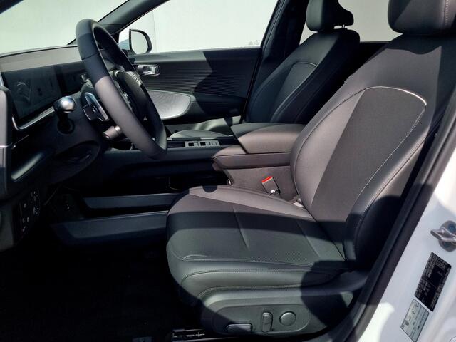 Hyundai IONIQ 6 Connect 77.4 kWh Automaat / Lederen Bekleding / Elektr. Achterklep / Cruise Control Adaptief / Camera / Navigatie / Stoelverwarming