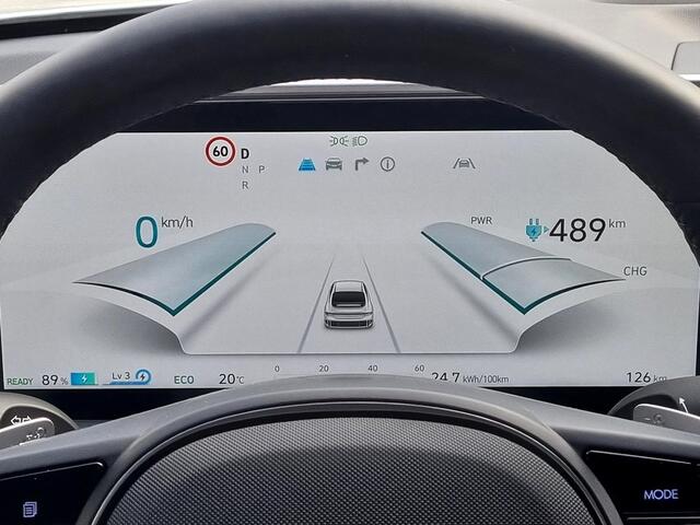 Hyundai IONIQ 6 Connect 77.4 kWh Automaat / Lederen Bekleding / Elektr. Achterklep / Cruise Control Adaptief / Camera / Navigatie / Stoelverwarming