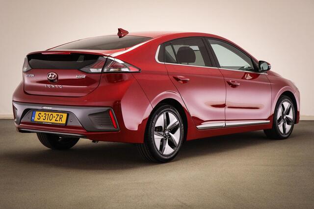 Hyundai IONIQ 1.6 GDi Comfort - Plus | STUURVERWARMING | DAB | APPLE | CAMERA