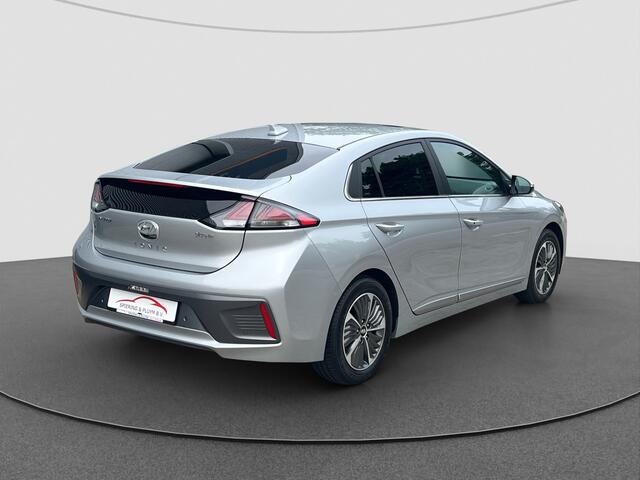Hyundai IONIQ 1.6 GDi PHEV Premium Sky | Infitiy | Stoelkoeling | Adaptive | Camera