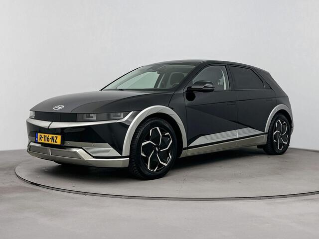 Hyundai IONIQ 5 Connect 73kWh | Soh 96,1 % | Trekhaak | All Seasons | Navigatie | Apple Carplay/Android Auto | El. Verstelbare en verwarmde voorstoelen |
