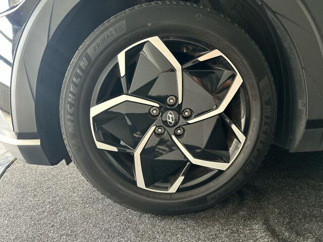 Hyundai IONIQ 5 Connect 58 kWh | Achterbank verstelbaar | Stoel en stuurverwarming