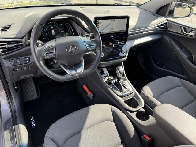 Hyundai IONIQ 1.6 GDi Comfort - Plus | Navigatie | Camera | Apple Carplay/Android Auto | Adapt. Cruise Control | Keyless Entry | Rijklaarprijs!