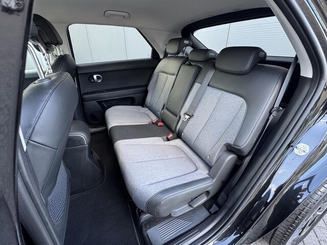 Hyundai IONIQ 5 Style 58 kWh / Actieradius 384KM WLTP / 3 Fasen Laden / Navigatie / Appel CarPlay & Android Auto / Cruise Control / Dealer Onderhouden / Parkeersensoren / Adaptieve Cruise Control / Privacy Glass / Achteruitrijcamera /
