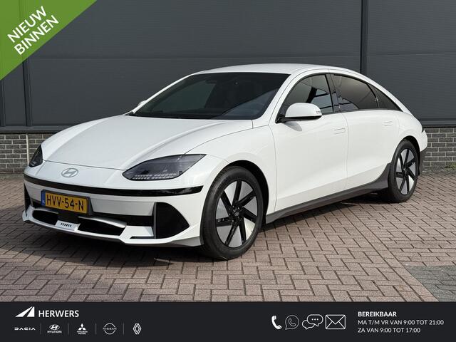 Hyundai IONIQ 6 Connect 77.4 kWh Automaat / Lederen Bekleding / Elektr. Achterklep / Stoel Verkoeling+Verwarming / 18" LM Velgen / Cruise Control Adaptief / Camera / Navigatie /