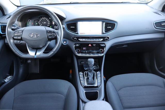 Hyundai IONIQ 1.6 GDi Comfort Navigatie, Apple Carplay, Camera, Cruise control