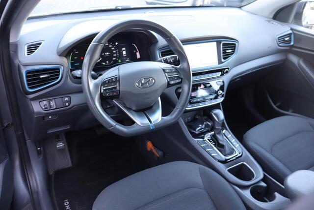 Hyundai IONIQ 1.6 GDi Comfort Navigatie, Apple Carplay, Camera, Cruise control